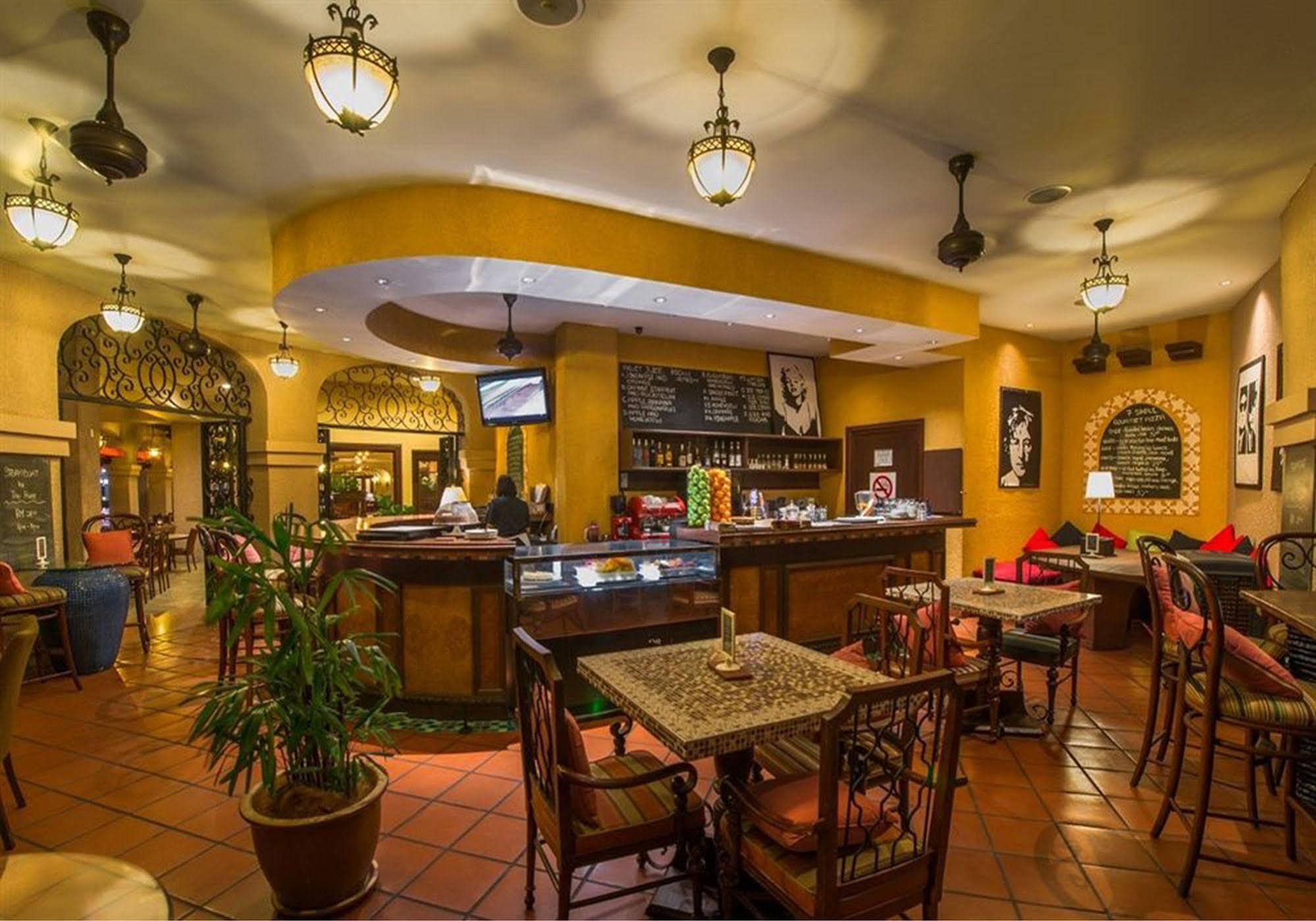 Casa Del Rio Hotel