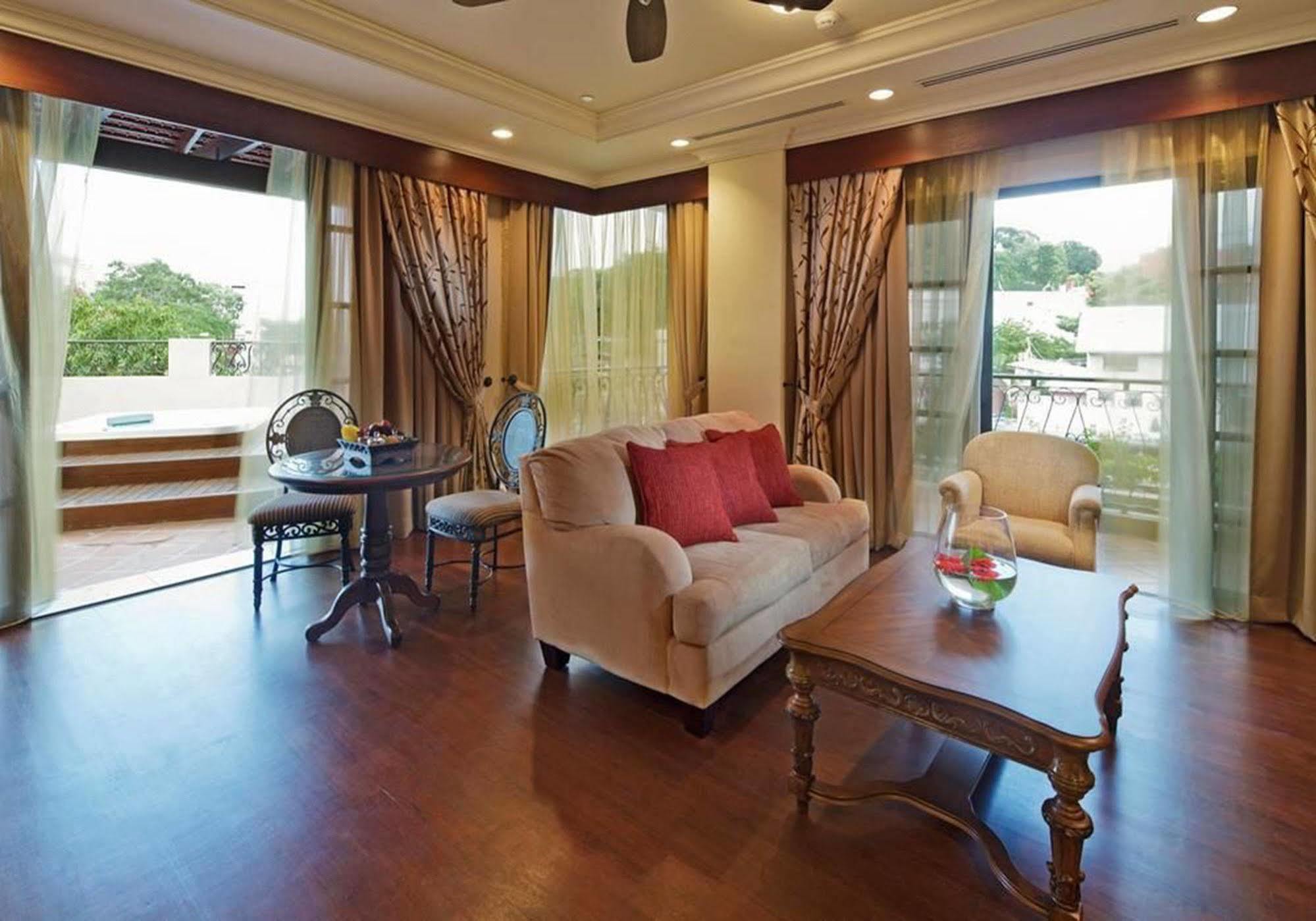 Casa Del Rio Hotel 5*